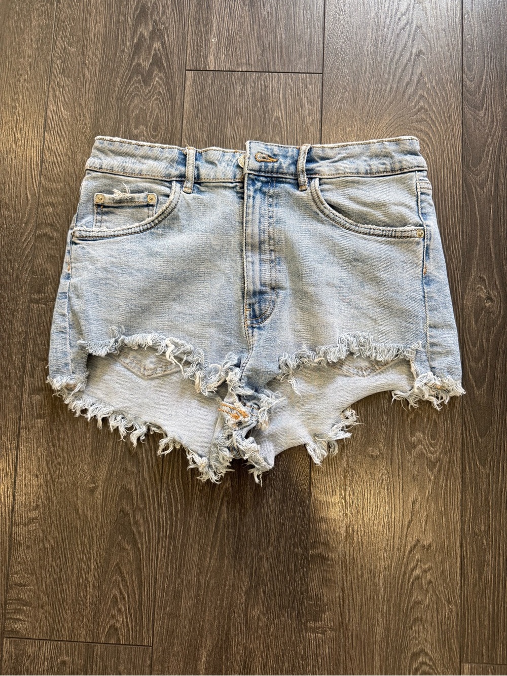 Zara Light Blue Distressed Denim Women’s Shorts